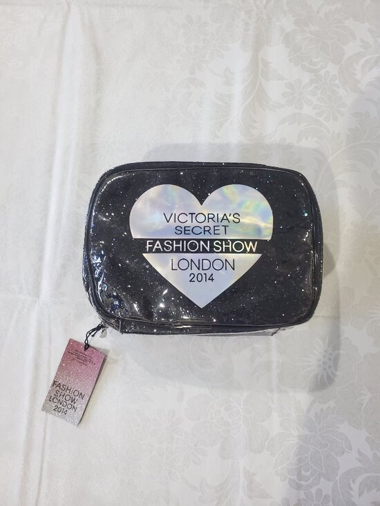 Victoria's Secret Handbags - NWT RARE Victoria’s Secret Fashion Show London 2014 Black Silver Shimmer Glossy